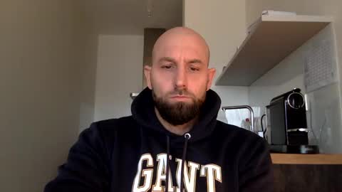 Snapshot of tommyx01 chatting on December 12, 10:02 am Thomas Fit online show from December 12, 10:02 am