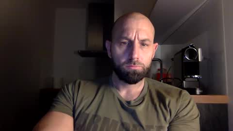 Snapshot of tommyx01 chatting on January 5, 9:03 pm Thomas Fit online show from January 5, 9:03 pm