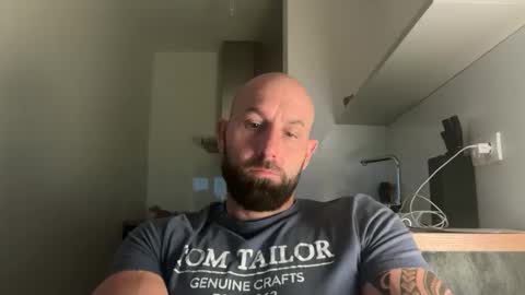 Snapshot of tommyx01 chatting on September 14, 5:48 pm Thomas Fit online show from September 14, 5:48 pm