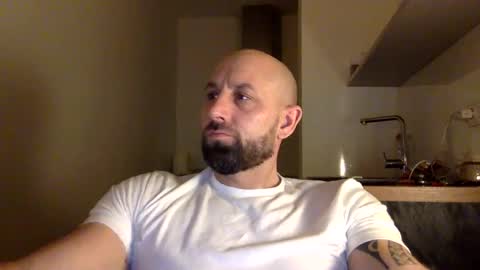 Snapshot of tommyx01 chatting on January 10, 8:26 pm Thomas Fit online show from January 10, 8:26 pm