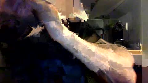 Snapshot of tommyx01 chatting on December 27, 9:11 pm Thomas Fit online show from December 27, 9:11 pm