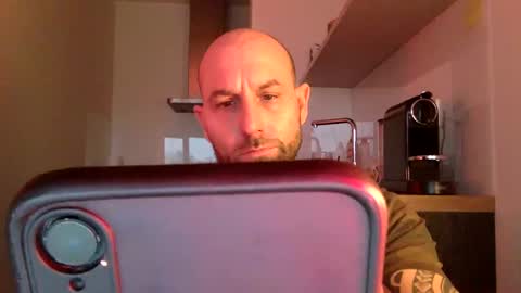 Snapshot of tommyx01 chatting on January 23, 7:43 am Thomas Fit online show from January 23, 7:43 am