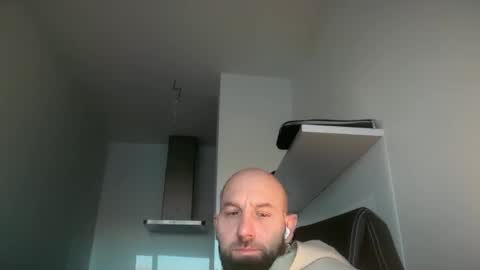 Snapshot of tommyx01 chatting on October 20, 5:55 am Thomas Fit online show from October 20, 5:55 am