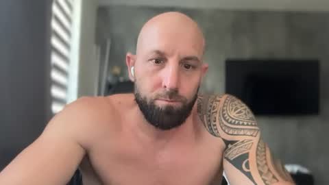 Thomas Fit online show from June 26, 7:55 am