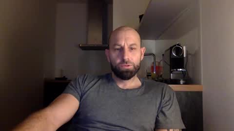 Snapshot of tommyx01 chatting on January 7, 6:50 am Thomas Fit online show from January 7, 6:50 am