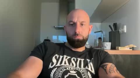 Snapshot of tommyx01 chatting on September 10, 4:27 pm Thomas Fit online show from September 10, 4:27 pm