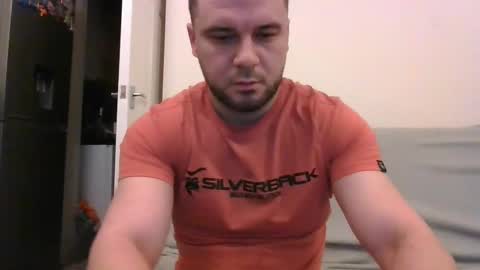 Snapshot of tommyy19901 chatting on February 9, 7:30 pm tommyy19901 online show from February 9, 7:30 pm