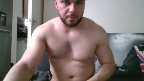 Snapshot of tommyy19901 chatting on December 15, 11:23 am tommyy19901 online show from December 15, 11:23 am