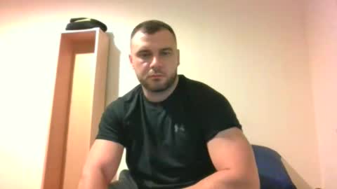 Snapshot of tommyy19901 chatting on September 14, 7:16 pm tommyy19901 online show from September 14, 7:16 pm