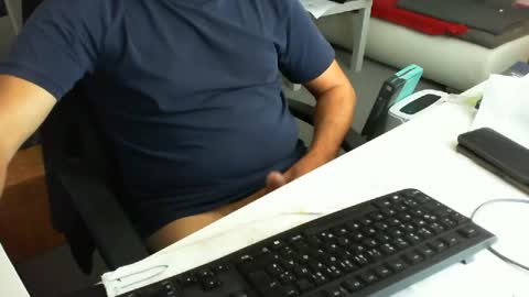 Snapshot of tomtom02029 chatting on October 11, 2:21 pm Tom online show from October 11, 2:21 pm