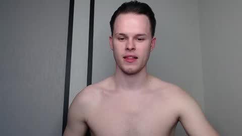 Snapshot of tomy_fleck chatting on March 7, 2:56 pm tomy_fleck online show from March 7, 2:56 pm