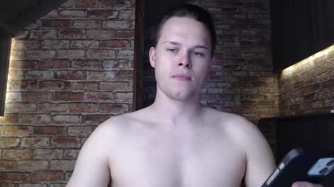 Snapshot of tomy_fleck chatting on October 13, 10:43 am tomy_fleck online show from October 13, 10:43 am