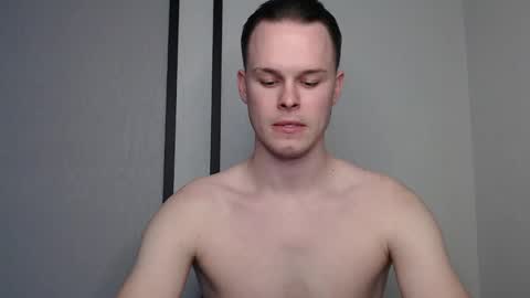 Snapshot of tomy_fleck chatting on February 17, 12:59 pm tomy_fleck online show from February 17, 12:59 pm