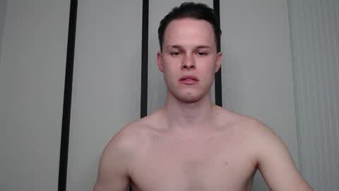 Snapshot of tomy_fleck chatting on March 2, 6:24 pm tomy_fleck online show from March 2, 6:24 pm