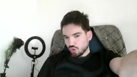 Onlyfans - Tomylind keep you in touch there online show from March 21, 10:20 am