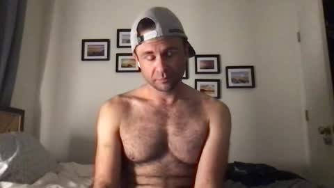 tongueudeep1 online show from October 28, 10:40 am