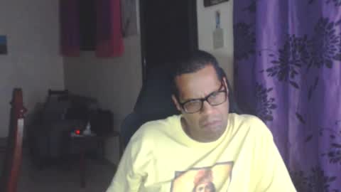 Snapshot of toni2814 chatting on January 25, 3:09 am Antonio online show from January 25, 3:09 am