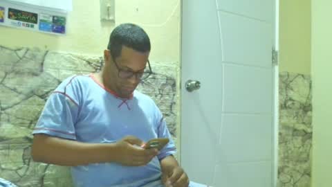 Antonio online show from April 27, 2:02 pm