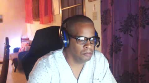 Snapshot of toni2814 chatting on January 5, 1:56 am Antonio online show from January 5, 1:56 am