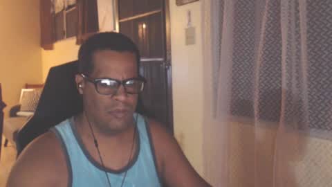 Snapshot of toni2814 chatting on September 19, 2:12 am Antonio online show from September 19, 2:12 am