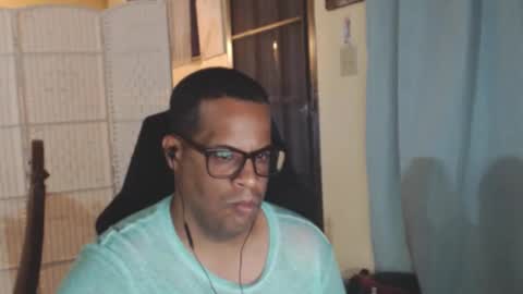 Antonio online show from April 25, 2:58 am