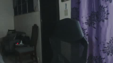 Snapshot of toni2814 chatting on March 5, 2:14 am Antonio online show from March 5, 2:14 am