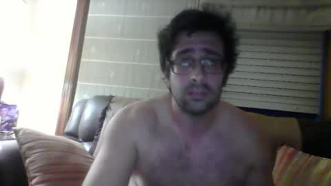 Snapshot of toni640128 chatting on January 27, 11:33 pm toni640128 online show from January 27, 11:33 pm