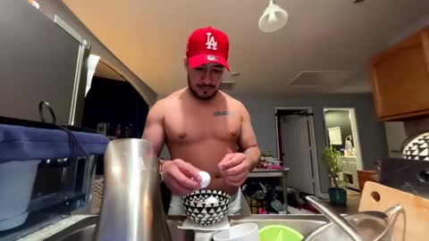 Toni online show from December 3, 3:12 am