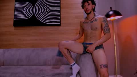 Tonny online show from November 27, 2:43 pm