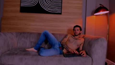 Tonny online show from November 12, 2:12 pm