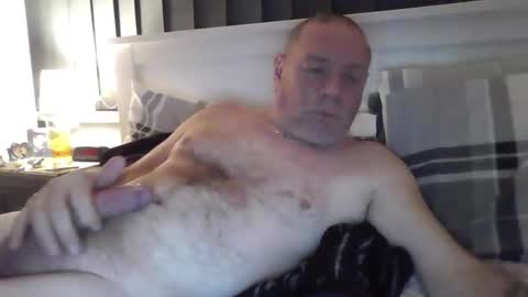 Snapshot of tony14712 chatting on December 18, 1:48 am tony14712 online show from December 18, 1:48 am
