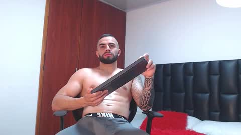 tony online show from March 13, 11:44 pm