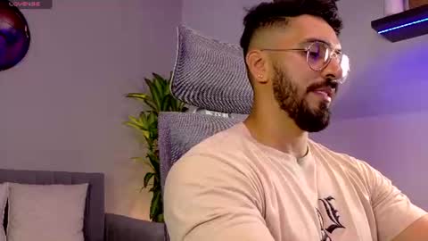 tony muscle1 online show from June 10, 7:14 pm