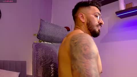 tony muscle1 online show from June 11, 7:12 pm