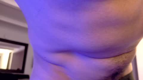 Snapshot of tony_muscle1 chatting on September 17, 11:17 pm tony muscle1 online show from September 17, 11:17 pm