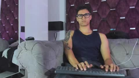 Tony Benedetti online show from June 8, 1:28 am