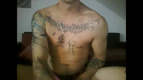 Snapshot of tonystrawberry chatting on October 5, 12:47 am tonystrawberry online show from October 5, 12:47 am