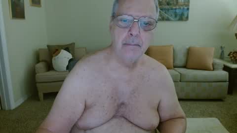 Snapshot of tonysview12000 chatting on October 4, 8:57 pm tonysview12000 online show from October 4, 8:57 pm
