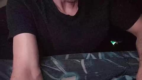 tooshort30w488054 online show from March 22, 5:40 pm