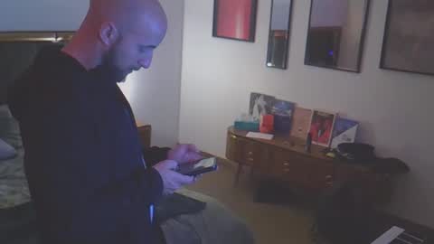 tootsybird online show from March 29, 12:11 am