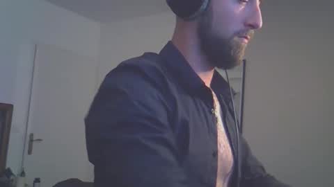 tootsybird online show from September 23, 10:20 pm