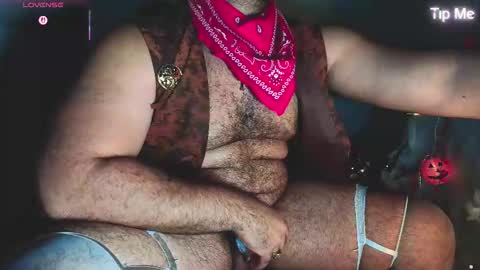 Snapshot of toplayboy chatting on October 31, 5:20 am Toplayboy online show from October 31, 5:20 am