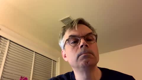 Snapshot of topspin69 chatting on October 25, 4:36 am topspin69 online show from October 25, 4:36 am