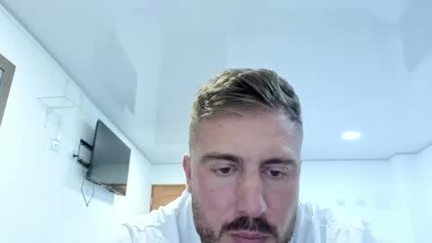 toro_arrapato online show from March 29, 9:15 pm