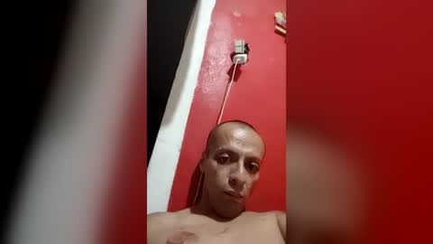 torreshugo1513 online show from June 19, 2:17 am