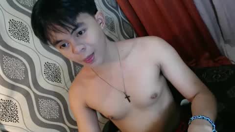 Snapshot of toshirokunn chatting on January 6, 12:37 am Toshiro online show from January 6, 12:37 am