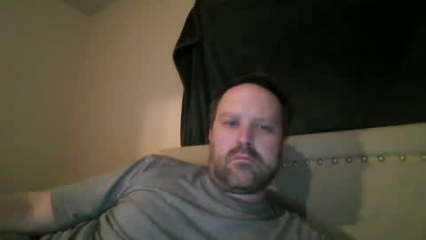 Snapshot of totalpackage2089 chatting on October 2, 2:37 am Big Daddy Balls online show from October 2, 2:37 am