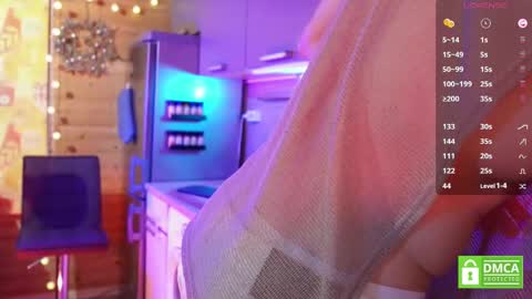 Snapshot of touch_of_eros chatting on December 9, 5:51 am Paul online show from December 9, 5:51 am