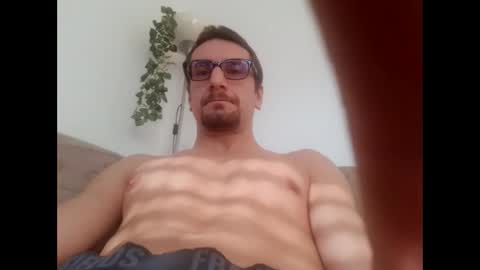 towlie90 online show from December 17, 10:44 am