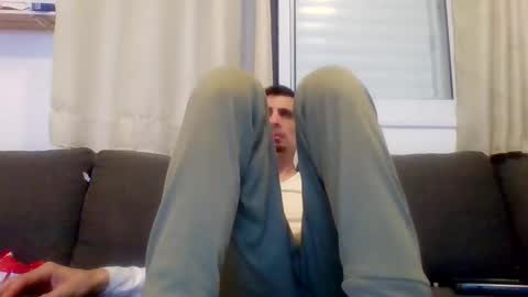 toy master101 online show from April 3, 9:22 pm